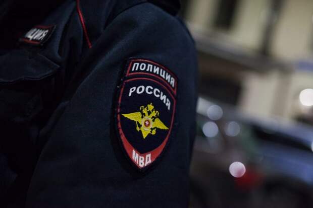 Для профилактики правонарушений полицейские постоянно проводят просветительскую работу/Алексей Белкин, газета «Звездный бульвар»