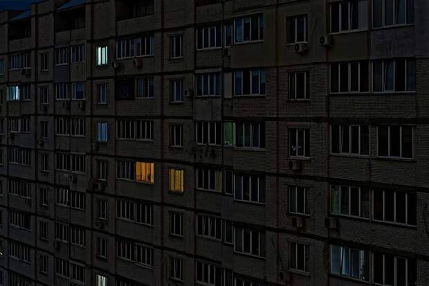 В Киеве более 500 тысяч человек потребителей остались без электроснабжения