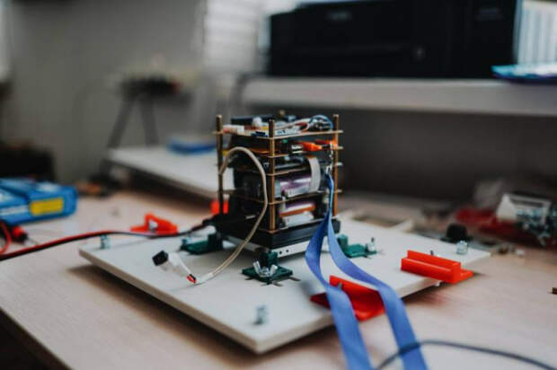 Молодые изобретатели планируют запуск наноспутника Kudsat на Кубани