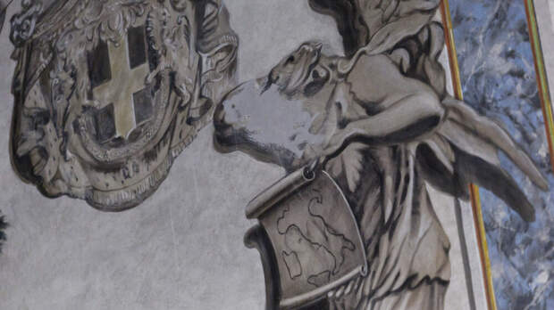 «Так велел Ватикан»: в Италии стерли «лицо Мелони» с фрески в римской церкви