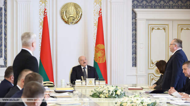 Во время совещания Во время совещания
