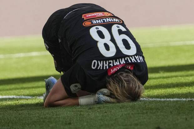 Игрок "Спартака" Литвинов: пропускает вся команда, а не только Максименко