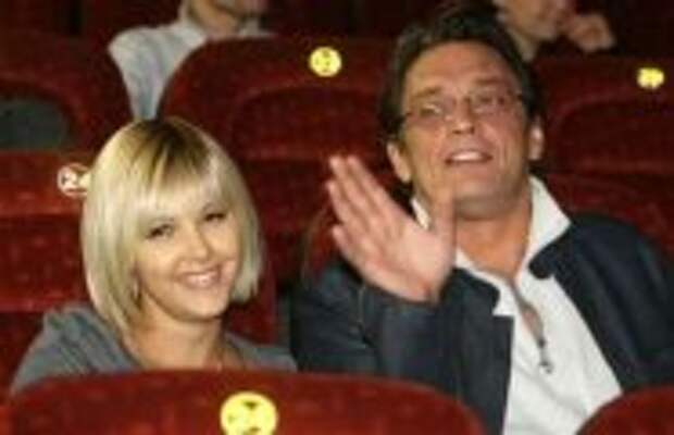 Кино: Выполняла любую прихоть Домогарова, а в 32 ушла из жизни: Что стало с миловидной возлюбленной актера - Ларисой Черниковой