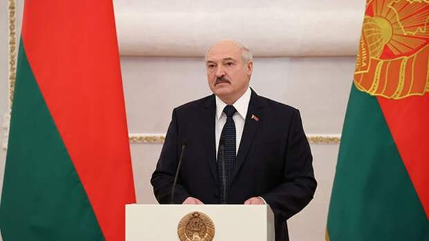 Президент Белоруссии обратился к гражданам по случаю Дня народного единства