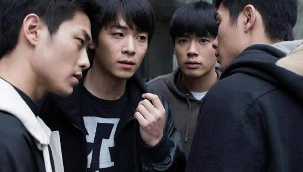 «Никакого буллинга не было»: как сургутская школа годами покрывала избиение девочки мигрантами