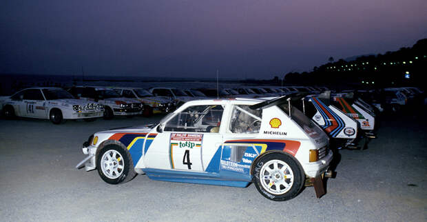 Вот эти вот боковые юбки едва не стоили команде Peugeot чемпионского титула в 1986-м…