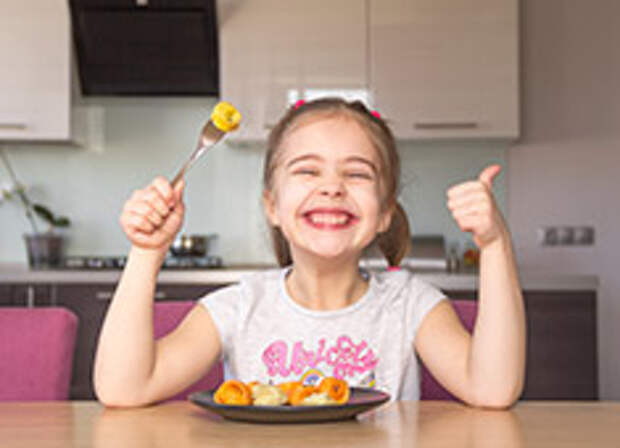 И перед сном ещё пару пельмешек