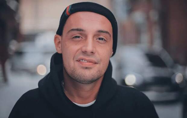 Уральский бизнесмен выкупил первый альбом Гуфа за ₽95 млн