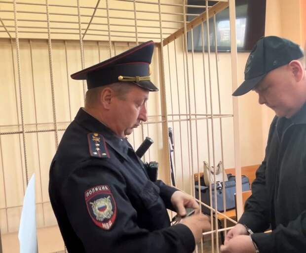 Бывшего зампрокурора Новосибирской области отправили в колонию на 4 года