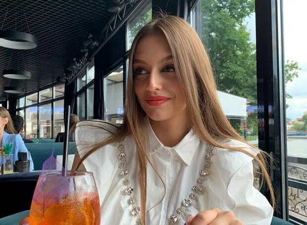 «Мисс Беларусь» оправдалась за «протестную» фотосессию