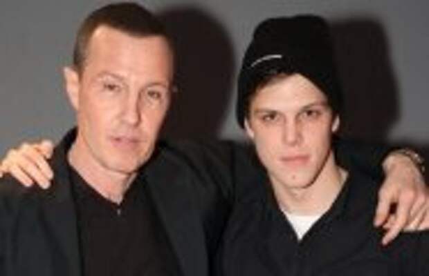 Шоу-бизнес: Бросил невесту ради интрижки со звездой «Папиных дочек», а потом ушел к Гухман: Почему Гриша Верник отказывается сниматься с отцом