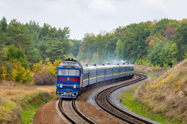 Минэнерго Украины: произошел сбой в движении поездов на востоке страны