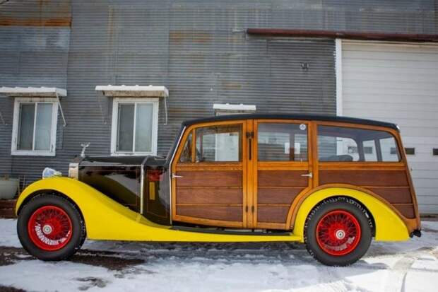 Лёгкий вес, надёжный мотор и деревянный кузов: самый необычный Rolls-Royce