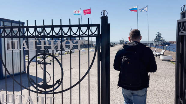 В Кронштадте должен побывать каждый турист! Этот город - главный защитник Санкт-Петербурга на протяжение истории. Однако, чтобы оценить его по достоинству, нужно ехать подготовленным.-8