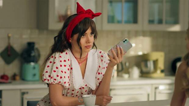 «Я 4 месяца работала с психологом, чтобы разрешить себе после Заворотнюк сыграть эту роль»: Олеся Иванченко о дебюте в сериале «Няня Оксана»