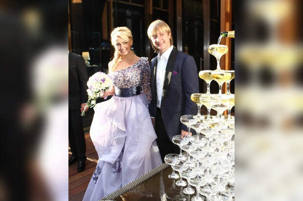 Люкс без тормозов: загородный особняк Рудковской и Плющенко