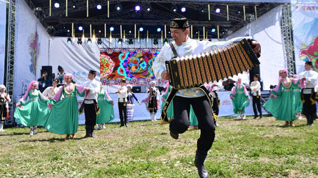 татары