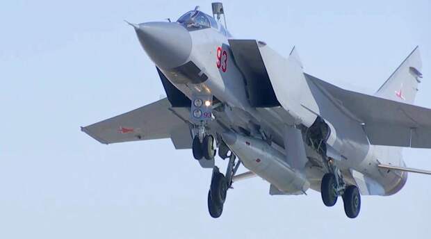 Победный удар меча пришелся с неожиданной стороны: министр обороны России заявил, что гиперзвуковое оружие станет основой сил неядерного сдерживания страны