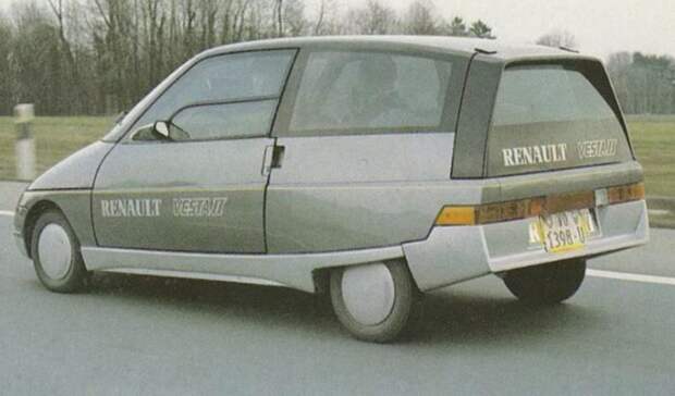 Автомобиль VESTA II был полон интересных решений.