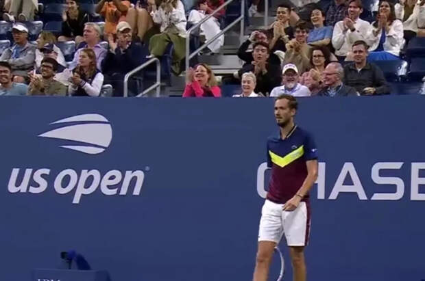 Экс-теннисист Ольховский: Медведев дойдет до полуфинала на Australian Open