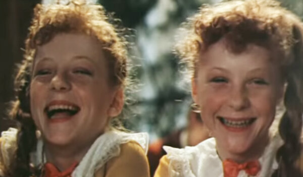 Сестры Кутеповы в фильме «Рыжий, честный, влюбленный», 1984 год