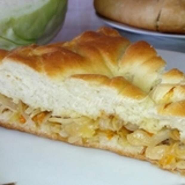 Постный пирог с капустой в духовке