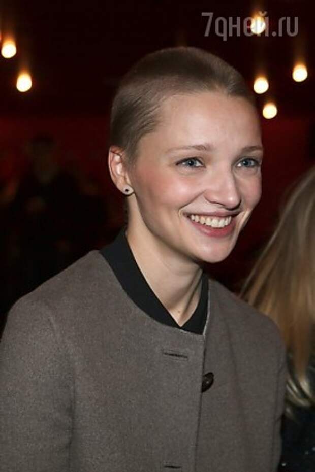 Екатерина Вилкова отстригла свои белокурые волосы ради роли в военной драме «Батальон смерти»