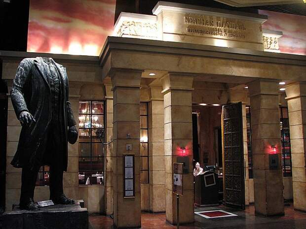 Безголовый Ленин в Лас-Вегасе СССР, искусство, история, ленин, памятник, современное искусство