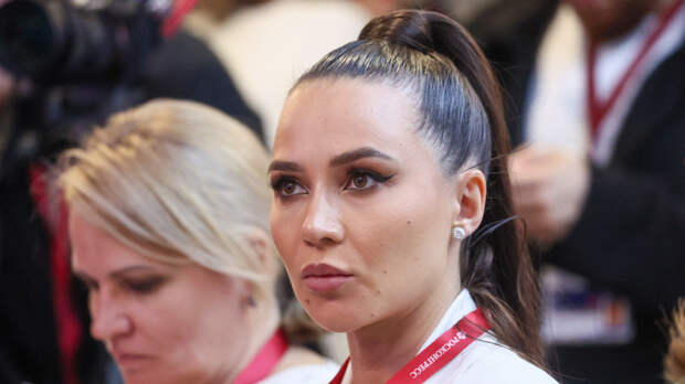 Выглядит здоровой? Онколог прокомментировал внешний вид Лерчек