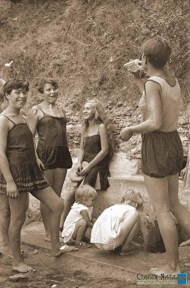 Ялта. На пляже. 1930 годы Весь Мир в объективе, ретро, старые фото