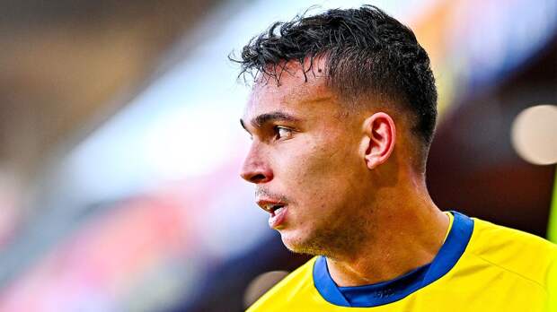 «Наполи» объявил о покупке бразильского форварда