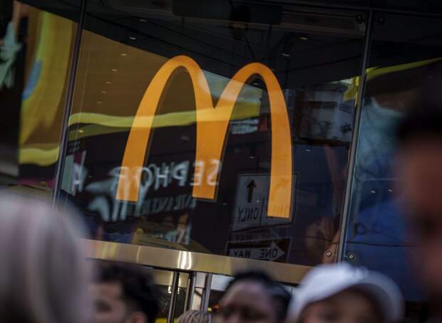 McDonald’s зарегистрировал товарный знак в РФ для продажи сэндвичей