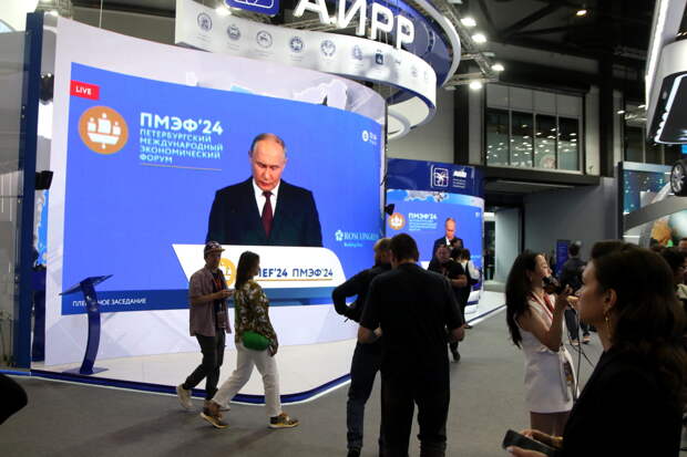 Президент Путин пообещал создать доступные и комфортные условия для туризма в России