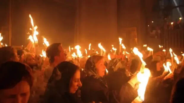 Есть 3 сценария схождения Благодатного огня в 2026 году