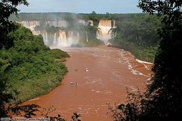 Iguazu01 Водопады Игуасу