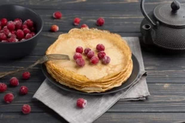 Масленица-2026. 10 проверенных рецептов блинов на молоке, кипятке и кефире