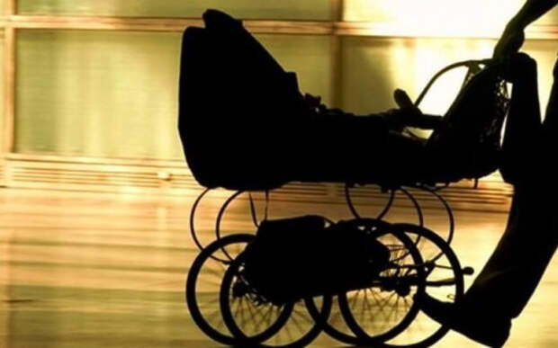 В Крыму украли детскую коляску прям возле больницы 