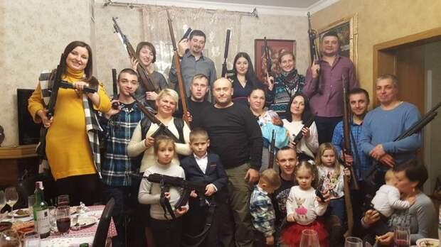 Ярош на крестинах внука