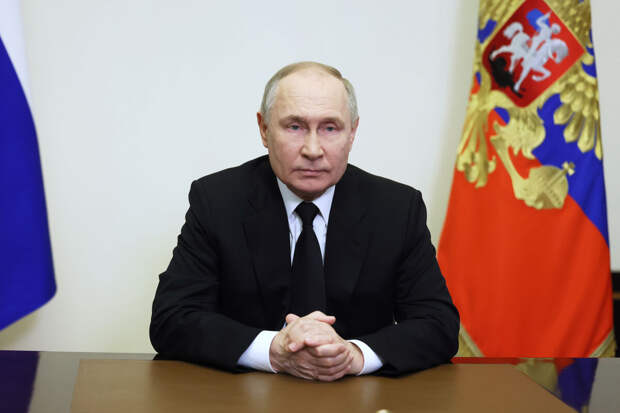 Левитин: Путин с самого начала следит за ситуацией с вертолетом Раиси