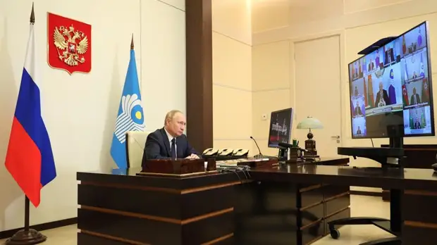 «Понимать, что такое Россия»: Путин заявил, что трудовые мигранты должны «как минимум знать русский язык»