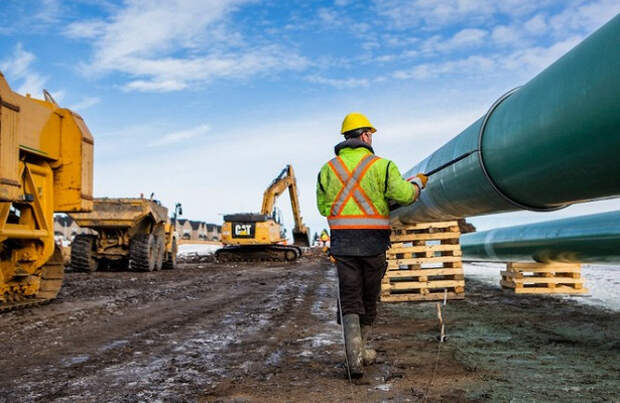 Разлив нефти произошел в Канаде