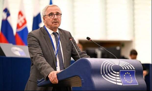 Депутат Европарламента Яннис Маниатис обвиняет Каю Каллас