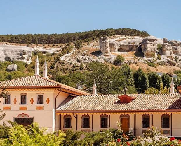 Четыре города Крыма – в рейтинге экономных направлений для отдыха в апреле