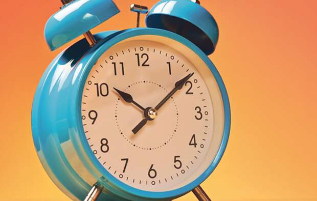 Когда появился первый будильник и как люди до этого просыпались в нужное время?