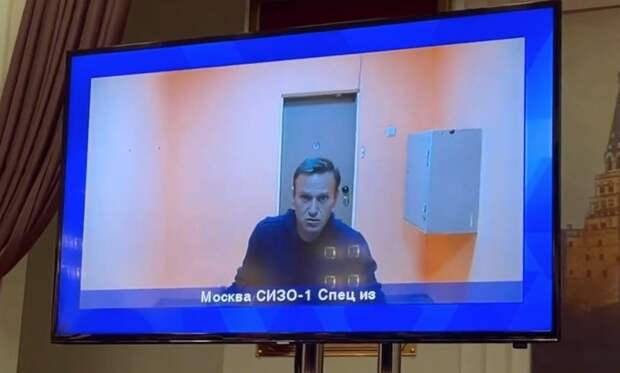 Политические диверсии навальнистов разваливают системную оппозицию в пользу «Единой России» Политические диверсии навальнистов разваливают системную оппозицию в пользу «Единой России»