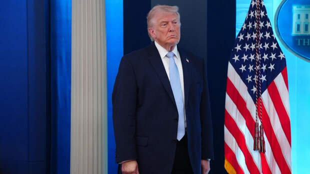 WSJ: Трамп обещает помиловать высших чиновников США перед уходом с поста