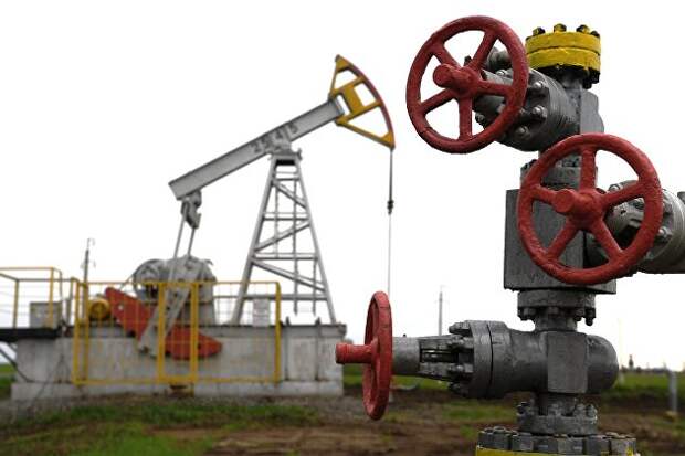 Нефть дорожает в ожидании заседания ОПЕК+