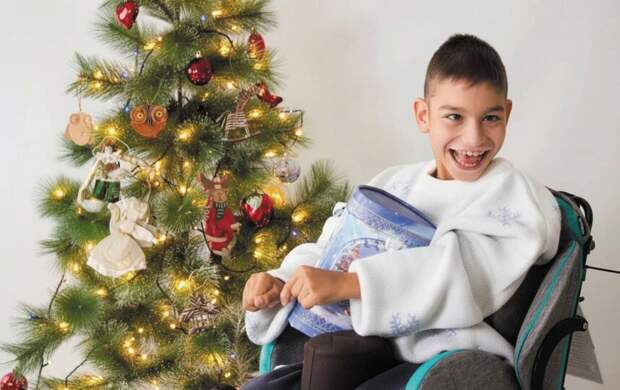 Руслан хочет столик для игр, а Ангелина – граммофон