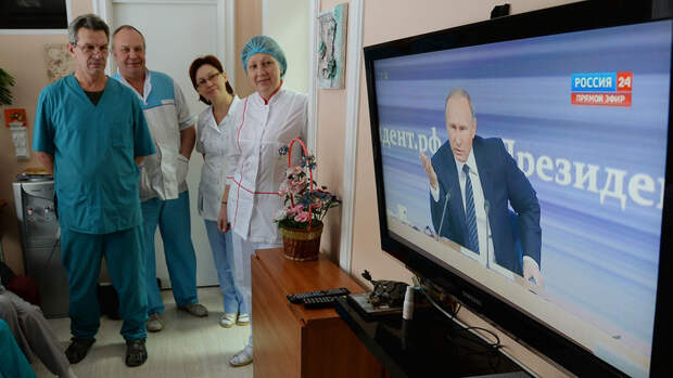 Путин: система здравоохранения РФ развивается и имеет высокий авторитет в мире