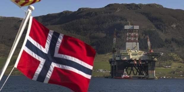 Норвегия дважды вытерла ноги о США